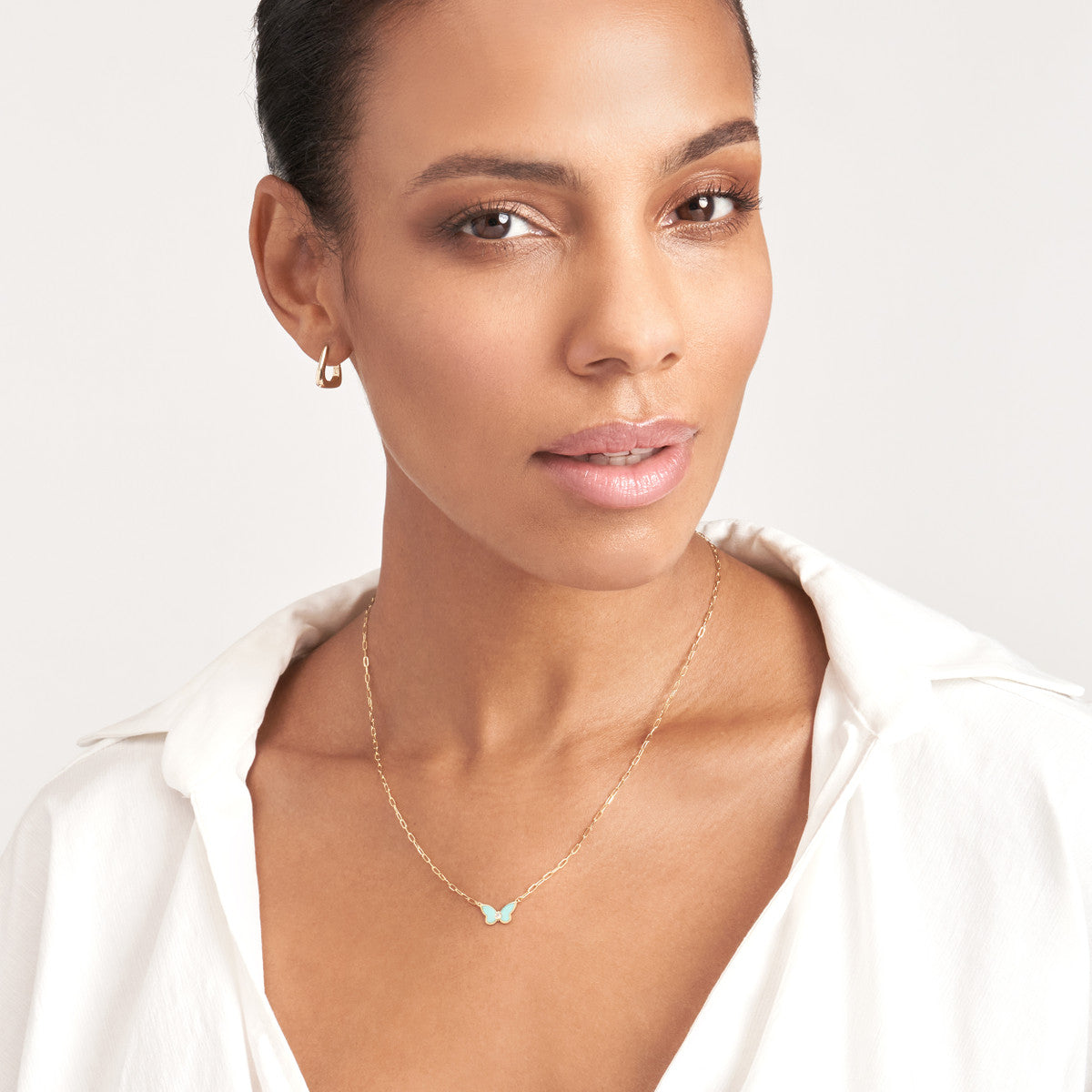 Light Turquoise Buttlerfly Necklace with Diamond