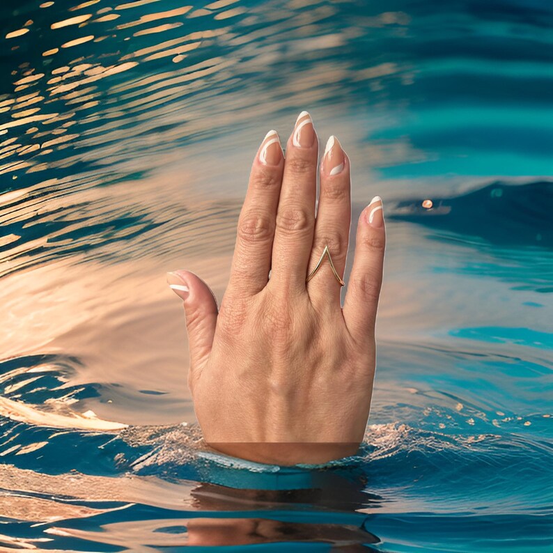 V shape 14k-18 Gold RIng