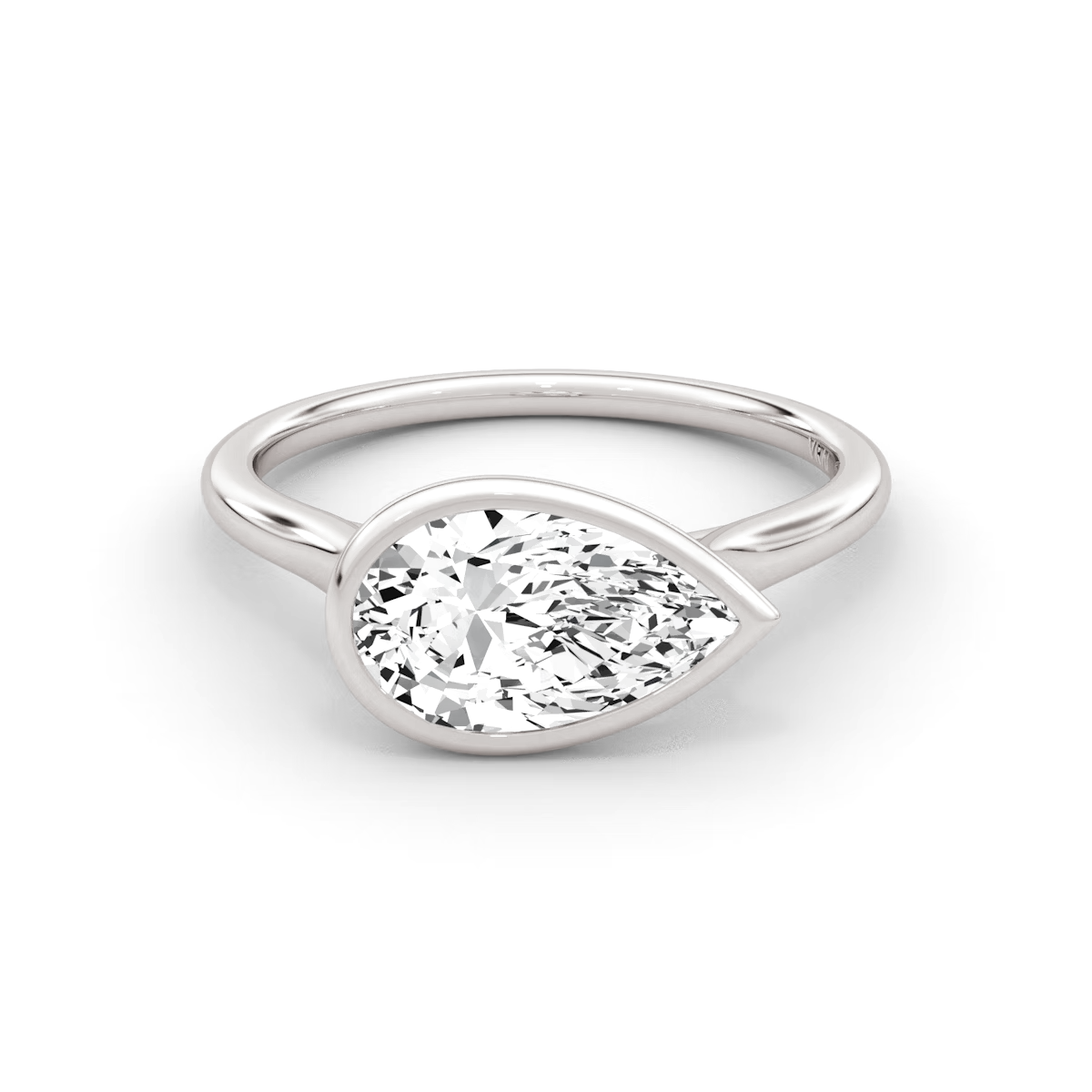 2.5 Carats Pear Shape Bezel Diamond Ring
