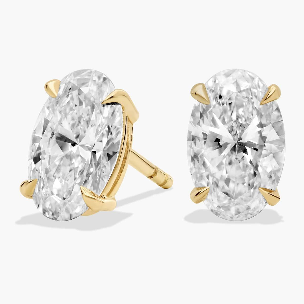 2 to 4 Carat Oval Diamond Stud Earrrings